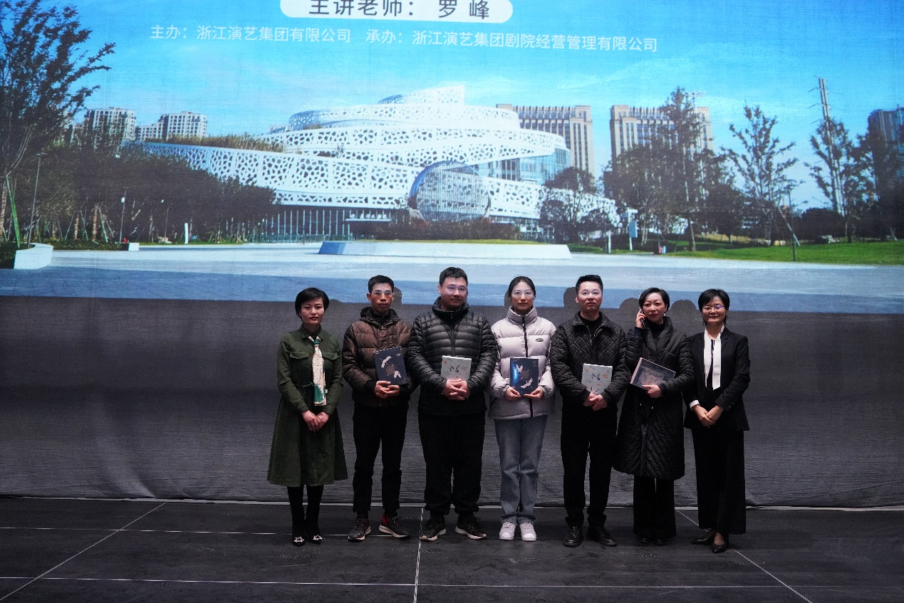 “同路人”小组获得小组展示环节优胜组.png